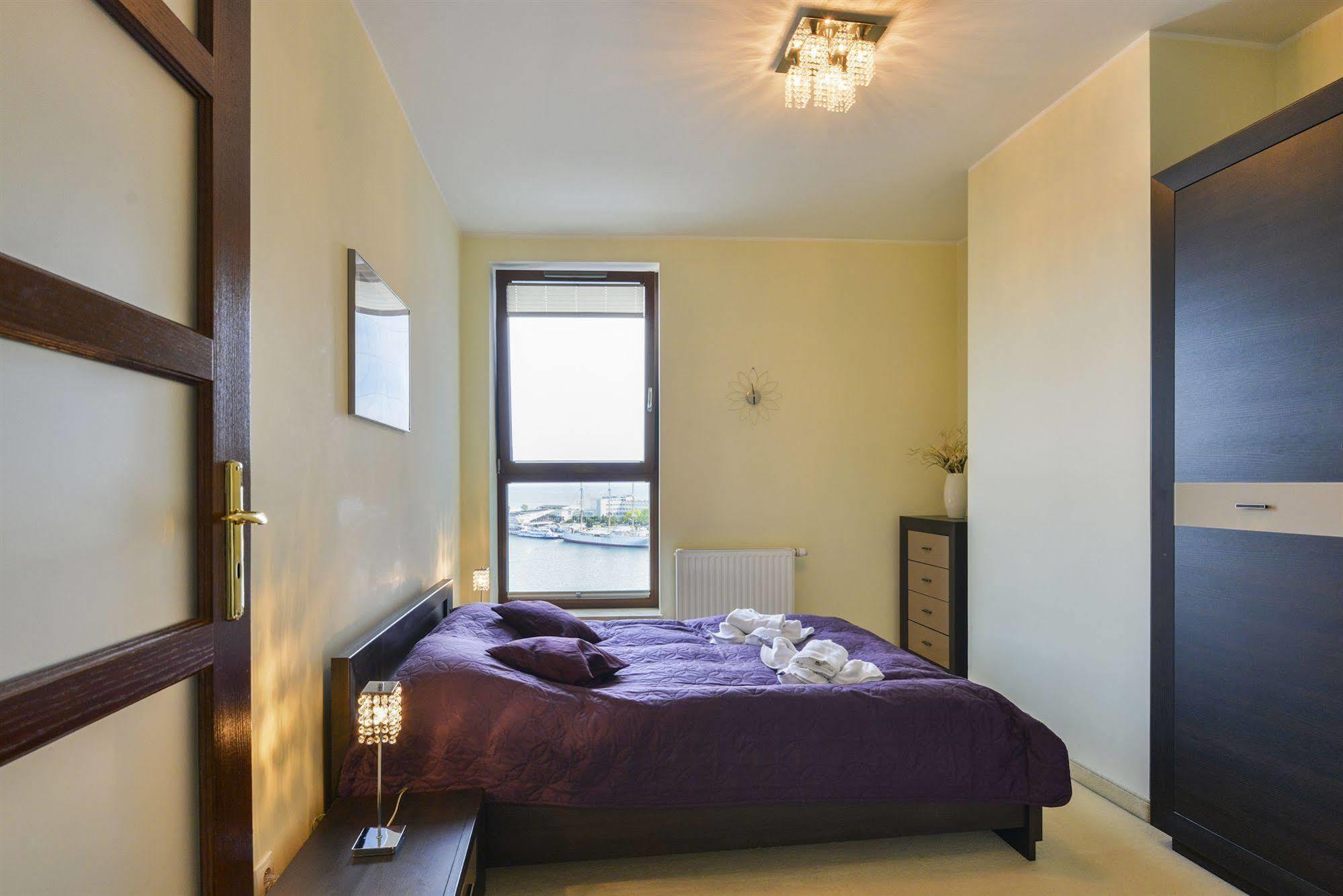Apartament Sea Towers กดิเนีย ภายนอก รูปภาพ
