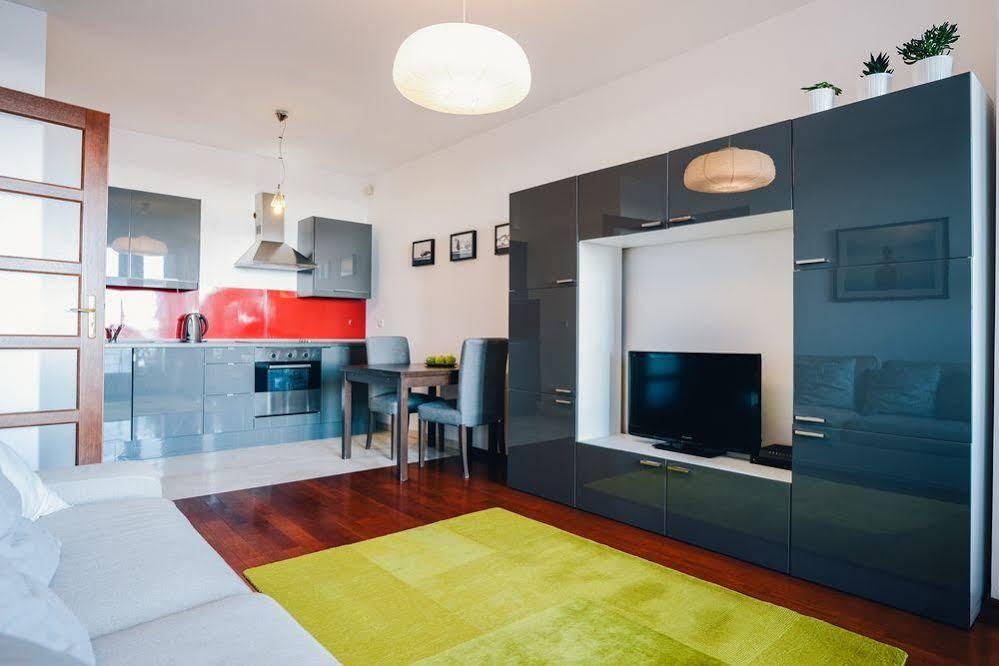 Apartament Sea Towers กดิเนีย ภายนอก รูปภาพ